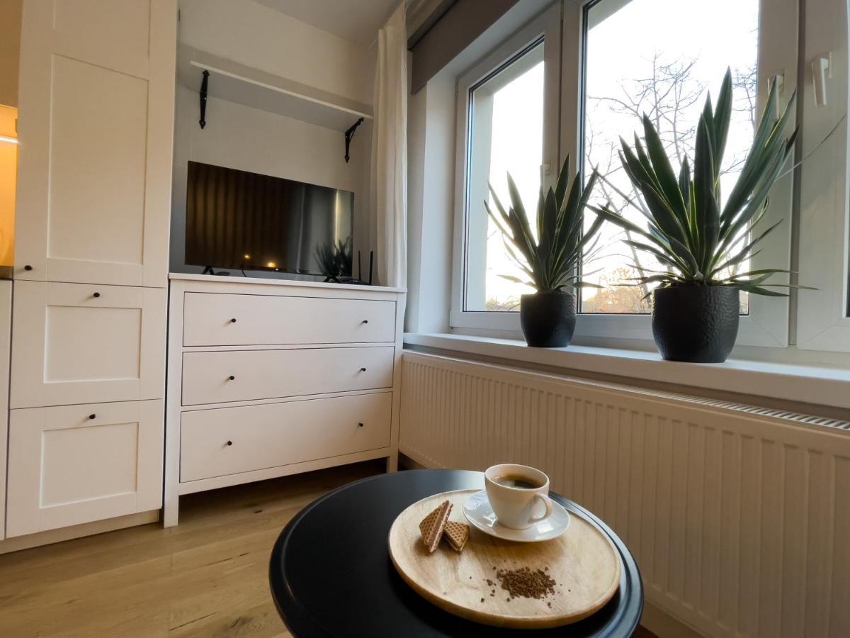 Urban Apartments Studio No 4A, Free Private Parking, Self Check-In Chorzow Exterior photo